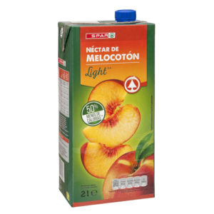 NÉCTAR DE MELOCOTÓN LIGHT CON LA MITAD DE CALORÍAS SPAR BRIK 2 L.